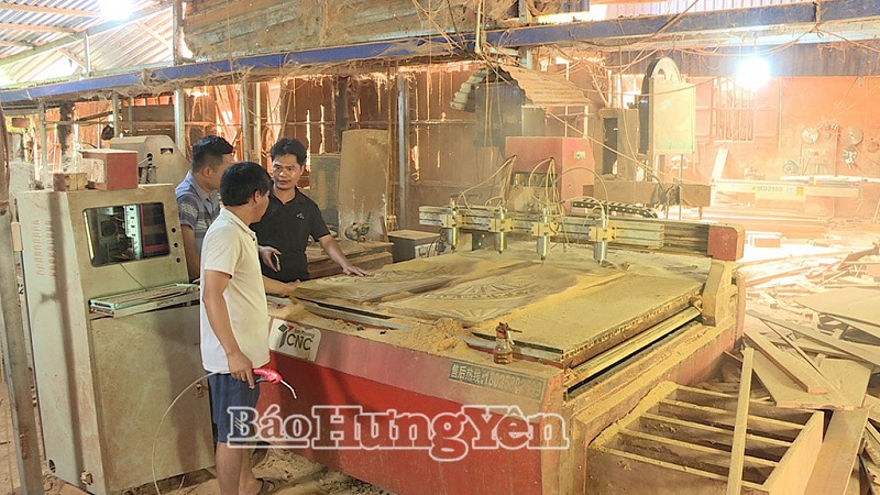 Thôn Thụy Lân (xã Việt Yên):  Doanh thu nghề mộc đạt 150 tỷ đồng/năm