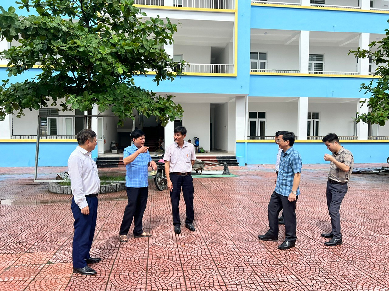 Kiểm tra, thẩm định các tiêu chí xã nông thôn mới kiểu mẫu  tại xã Quang Hưng