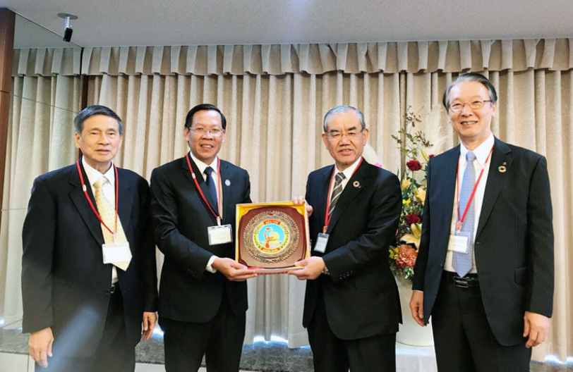 Chủ tịch UBND tỉnh Nguyễn Văn Phóng tham dự hàng loạt hoạt động xúc tiến đầu tư tại Nhật Bản